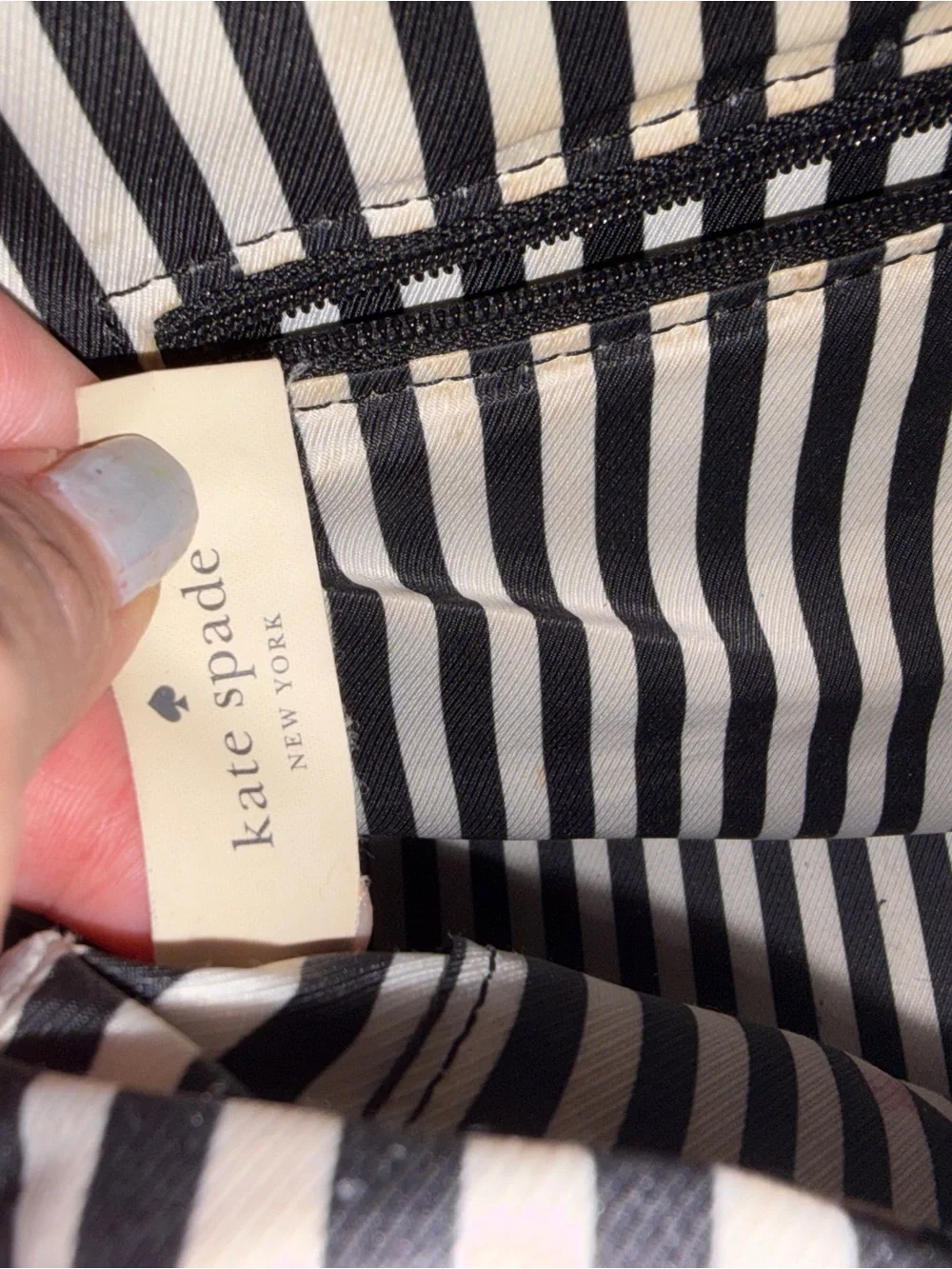 kate spade South port Avenue Alyssa Black and Cream Pebbled Leather Satchel M